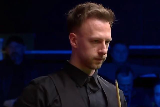 20分钟进2球，德里乌赫当选埃因霍温客场4-1利物浦全场最佳